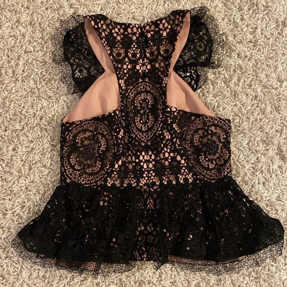 Alexis Black Lace Women's Top size small new - Picture 6 of 6